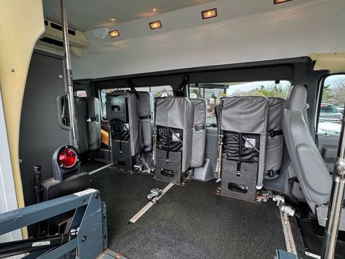 Used 2011 Ford E-350 and Econoline 350 Extended Super Duty w/ PWR Group RWD image 16