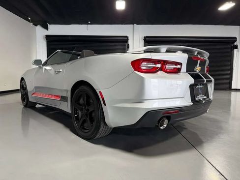 Used 2019 Chevrolet Camaro LT RWD image 6