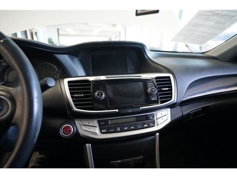Used 2015 Honda Accord EX-L image 19