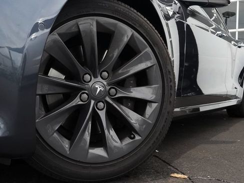 Used 2018 Tesla Model S 75D AWD/4WD image 27