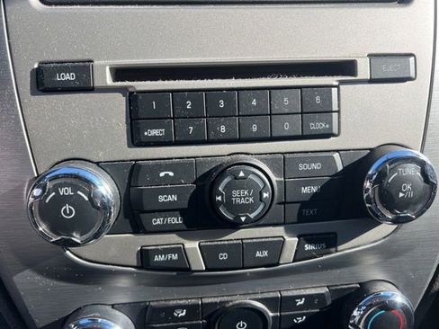 Used 2010 Ford Fusion SE image 18