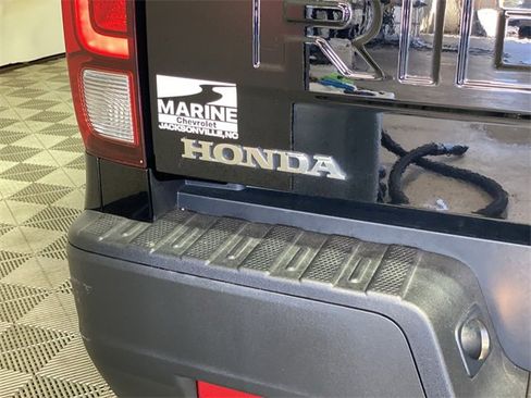 Used 2025 Honda Ridgeline Sport image 36