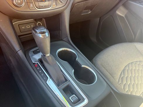 Used 2019 Chevrolet Equinox LT AWD/4WD image 29