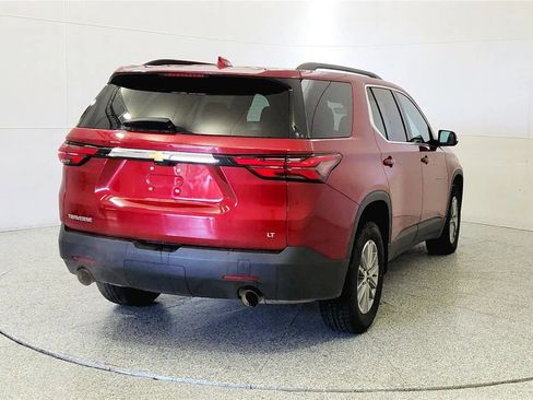 Used 2023 Chevrolet Traverse LT FWD image 7