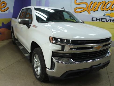Used 2019 Chevrolet Silverado 1500 LT w/ True North Edition AWD/4WD image 2