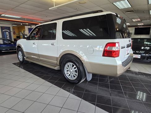 Used 2014 Ford Expedition EL XLT w/ Equipment Group 202A AWD/4WD image 6