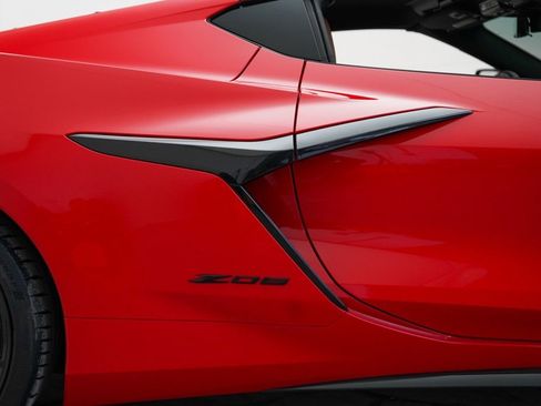 Used 2024 Chevrolet Corvette Z06 image 32