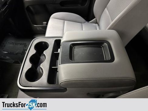 Used 2018 Chevrolet Silverado 1500 Custom w/ Custom Value Package image 19