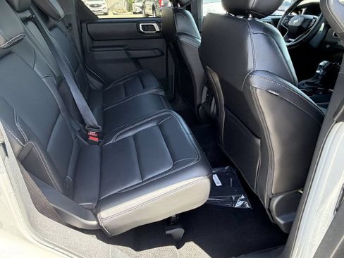 New 2026 Ford Bronco Outer Banks AWD/4WD image 16