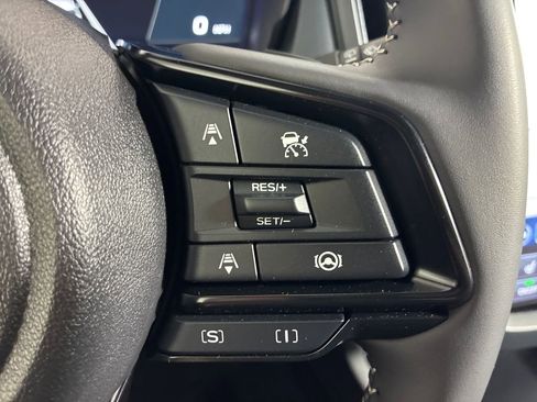 Used 2025 Subaru Forester Premium image 22