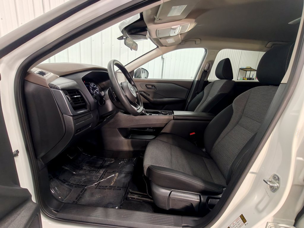 Used 2021 Nissan Rogue S AWD/4WD image 24