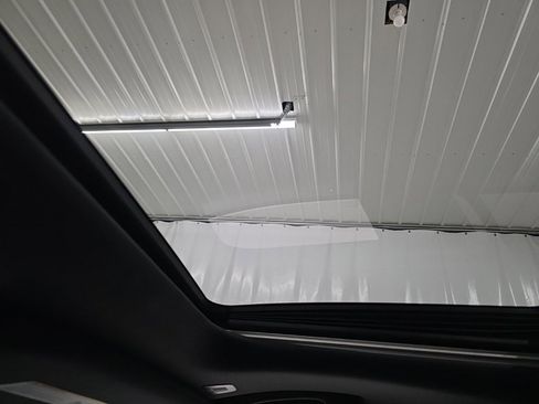 Used 2018 Jeep Grand Cherokee Limited image 24