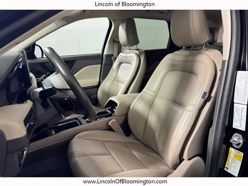 Used 2023 Lincoln Corsair Reserve AWD/4WD image 16