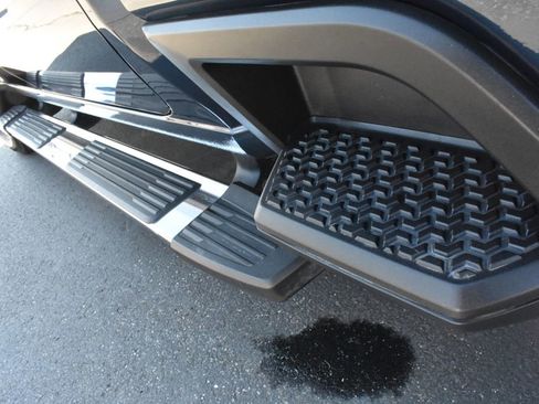 Certified 2022 Chevrolet Silverado 2500 LTZ w/ LTZ Plus Package image 14