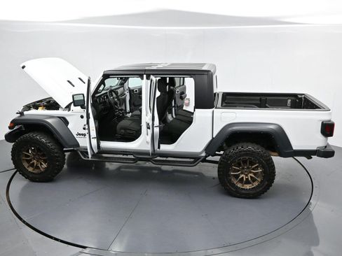 Used 2023 Jeep Gladiator Sport AWD/4WD image 36