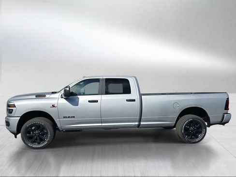 New 2026 RAM 3500 Big Horn AWD/4WD image 3