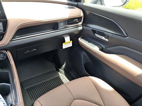 New 2026 Toyota Grand Highlander AWD Hybrid image 17