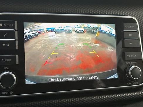 Used 2020 Nissan Kicks SV image 23