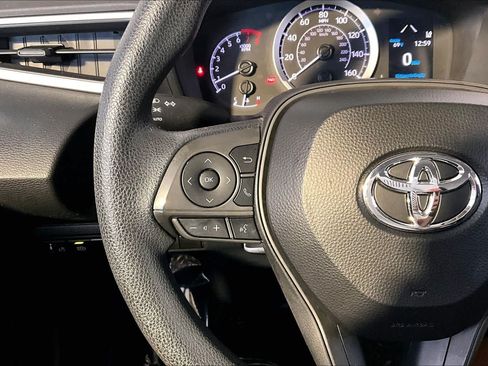 Used 2020 Toyota Corolla LE FWD image 24