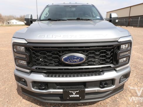 Used 2023 Ford F250 Lariat w/ Lariat Ultimate Package image 7