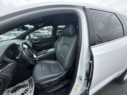 Used 2024 Buick Enclave Essence w/ Experience Buick Package FWD image 14