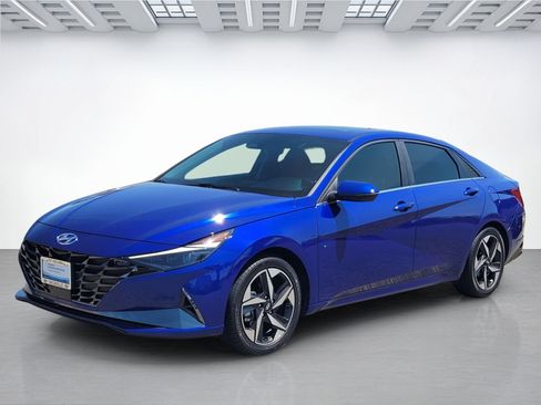 Certified 2023 Hyundai Elantra Limited FWD image 8