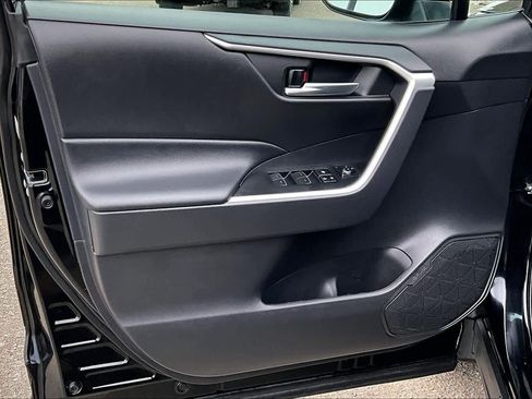 Certified 2024 Toyota RAV4 XLE w/ Convenience Package image 20