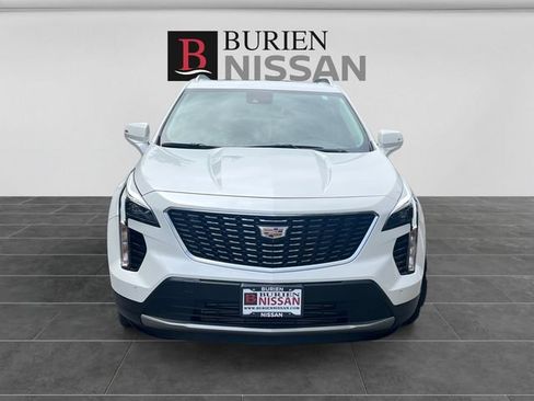 Used 2021 Cadillac XT4 Premium Luxury w/ Enhanced Visibility Package AWD/4WD image 8