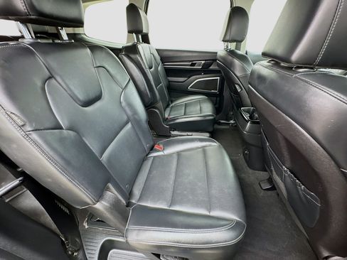 Used 2024 Kia Telluride S w/ S Sunroof Package FWD image 20