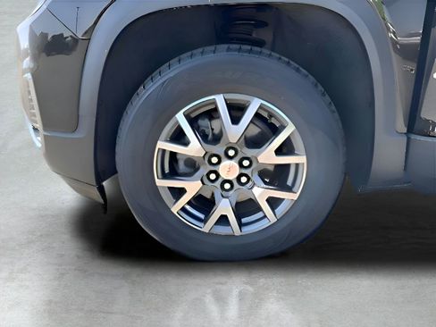 Used 2023 GMC Acadia SLT image 33