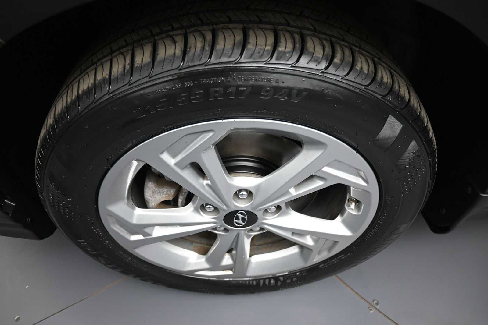 Certified 2023 Hyundai Kona SEL AWD/4WD image 13