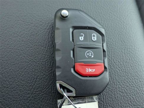 New 2026 Jeep Gladiator Sport image 28