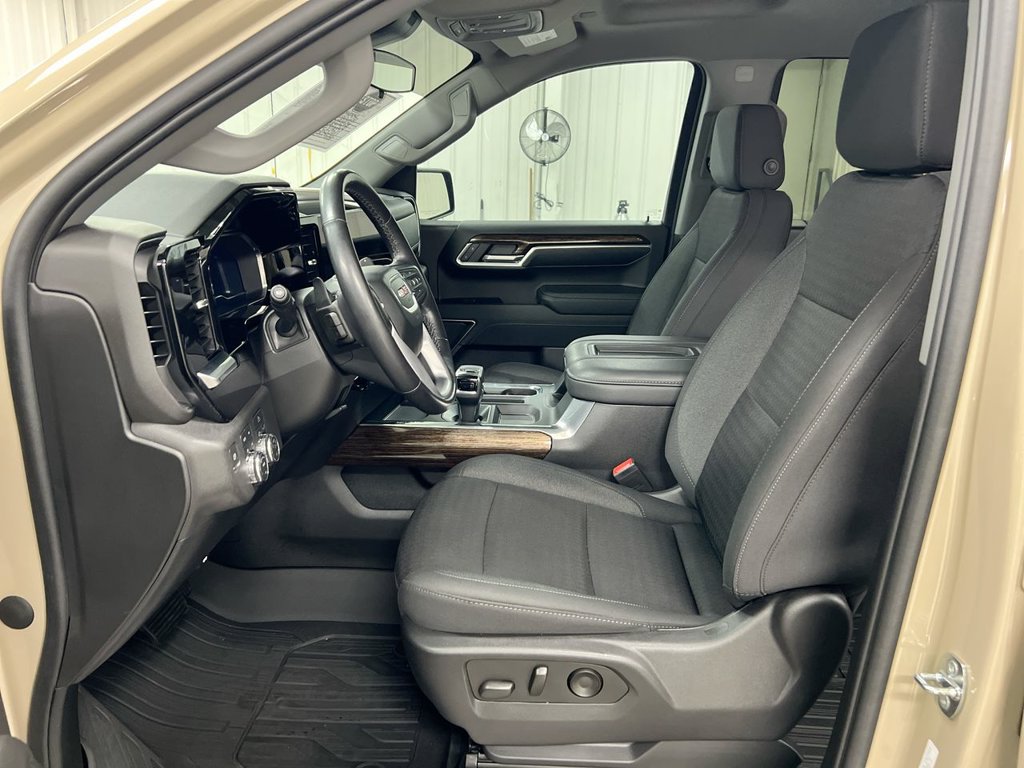 Used 2022 GMC Sierra 1500 Elevation AWD/4WD image 20