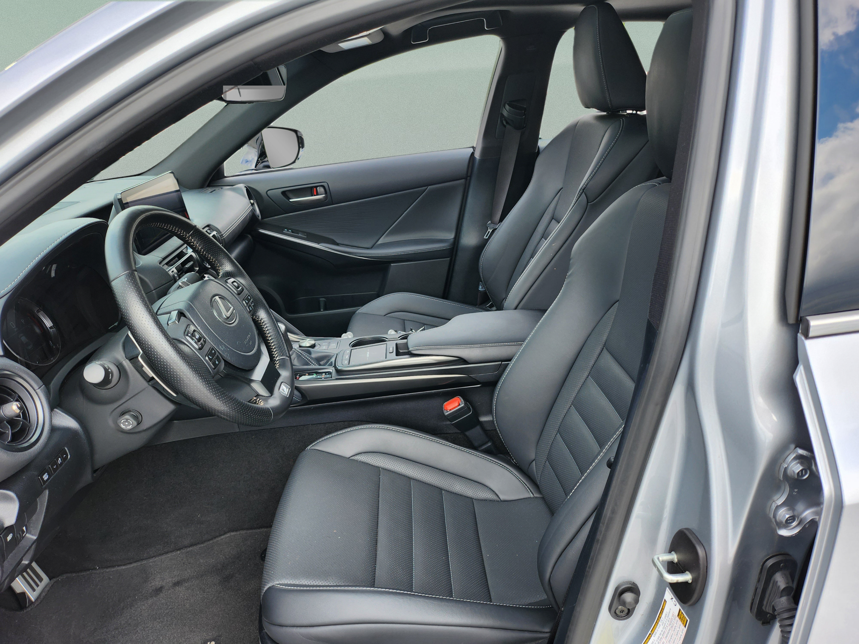 Used 2024 Lexus IS 350 F Sport w/ Navigation Package RWD image 11