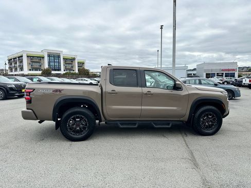 Used 2023 Nissan Frontier PRO-4X w/ Pro-4X Premium Package AWD/4WD image 13