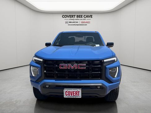 New 2025 GMC Canyon Elevation w/ Convenience Package image 3