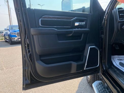 Used 2021 RAM 3500 Laramie AWD/4WD image 11