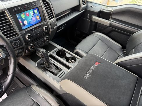 Used 2018 Ford F150 Raptor w/ Equipment Group 802A Luxury AWD/4WD image 15