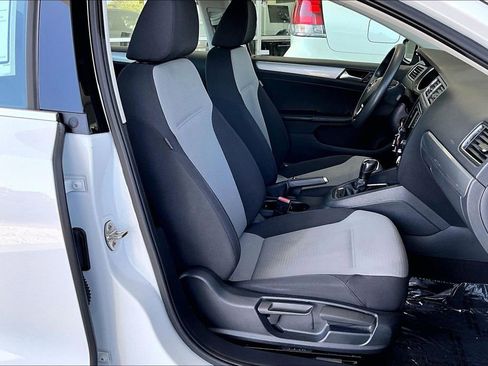 Used 2017 Volkswagen Jetta S FWD image 29