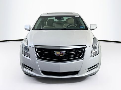 Used 2016 Cadillac XTS Luxury w/ Driver Awareness Package image 2