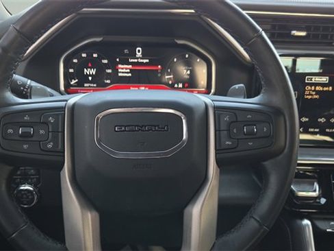 Used 2023 GMC Sierra 1500 Denali w/ Technology Package image 11