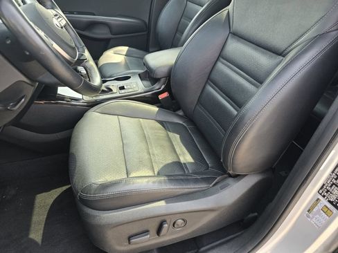 Used 2019 Kia Sorento EX w/ EX Touring Package AWD/4WD image 24