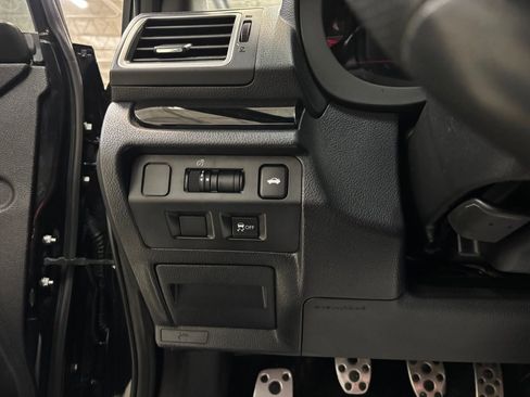 Used 2018 Subaru WRX STI image 16