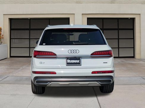 Used 2023 Audi Q7 3.0T Premium w/ Convenience Package AWD/4WD image 5
