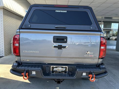 Used 2020 Chevrolet Colorado ZR2 w/ Colorado ZR2 Bison Edition AWD/4WD image 31