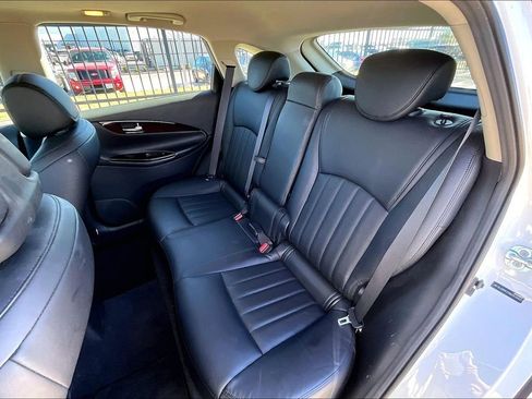 Used 2016 INFINITI QX50 Base w/ Deluxe Touring Package image 34