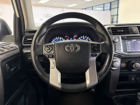 Used 2018 Toyota 4Runner SR5 Premium AWD/4WD image 16