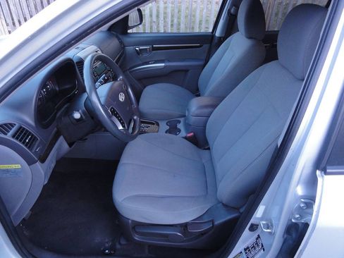 Used 2011 Hyundai Santa Fe GLS image 32