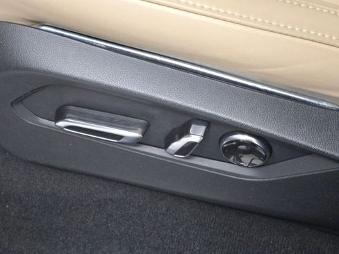 Used 2023 Acura MDX SH-AWD w/ Technology Package image 26