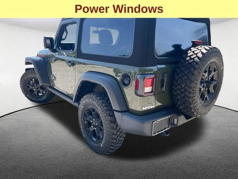 Used 2022 Jeep Wrangler Sport AWD/4WD image 9